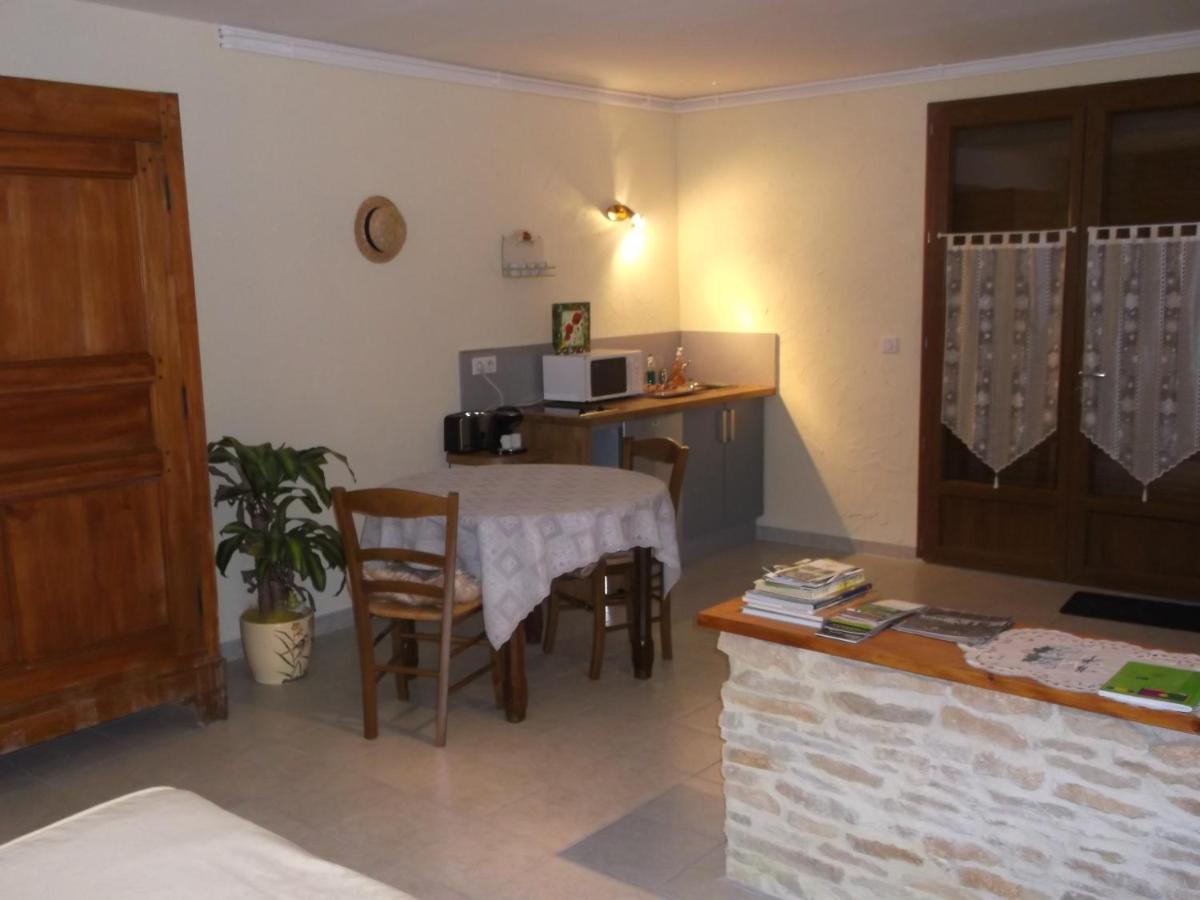 Ma Cabotte De Bourgogne Bed and Breakfast Marmagne  Exteriör bild